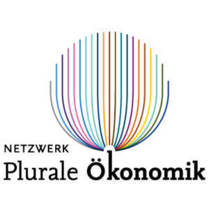 Logo des Netzwerks plurale Ökonomik. Eine Kugel aus bunten Streifen geht aus dem Schriftzug hervor.